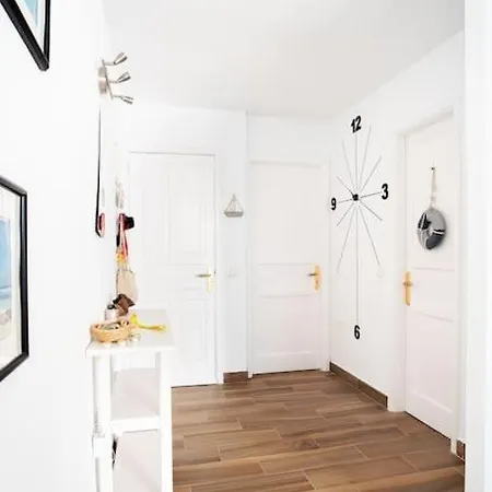 The 9 Souls - Pool View