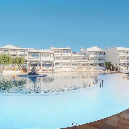 The 9 Souls - Pool View