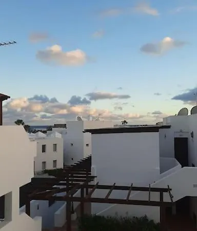 Apartman The 9 Souls - Pool View