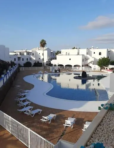 The 9 Souls - Pool View * Costa Teguise